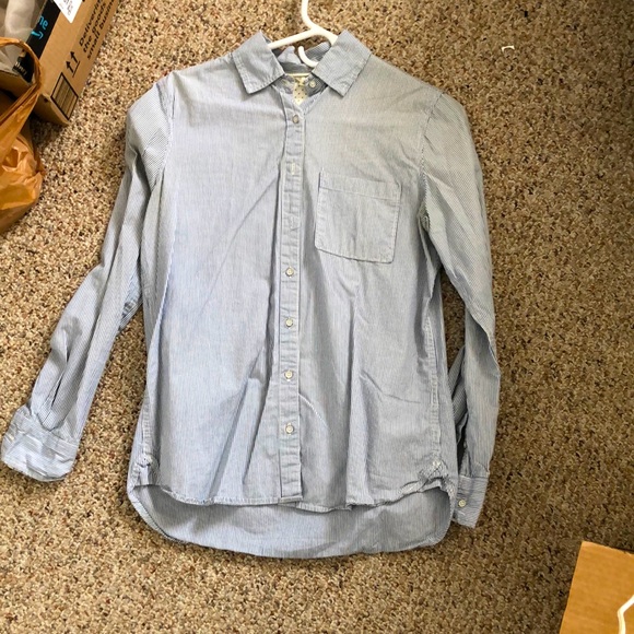 Blue and white striped dress shirt from Aeropostale - Picture 1 of 3
